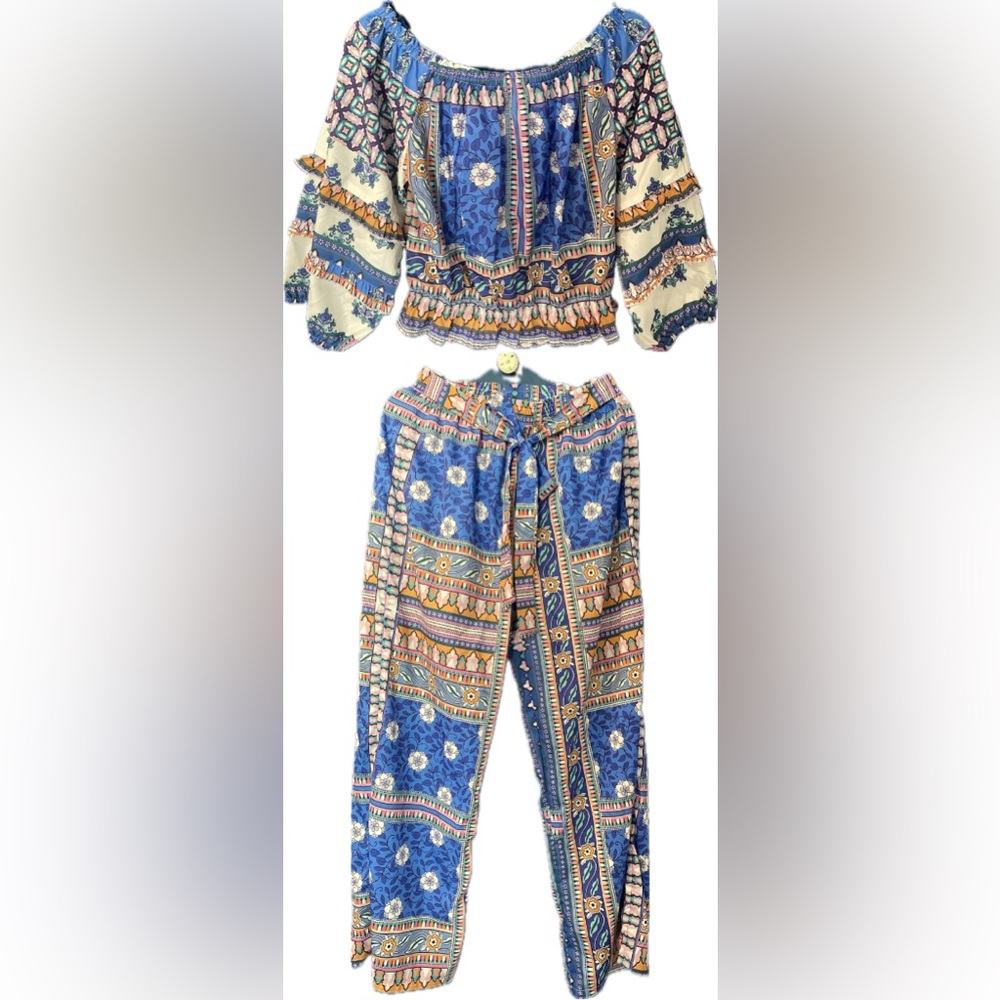 Rachel Zoe multicolored 2-piece set, 3/4 sleeve top + high-waisted pants, size M